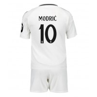 Maglia Calcio Real Madrid Luka Modric #10 Prima Divisa Bambino 2024-25 Manica Corta (+ pantaloncini)